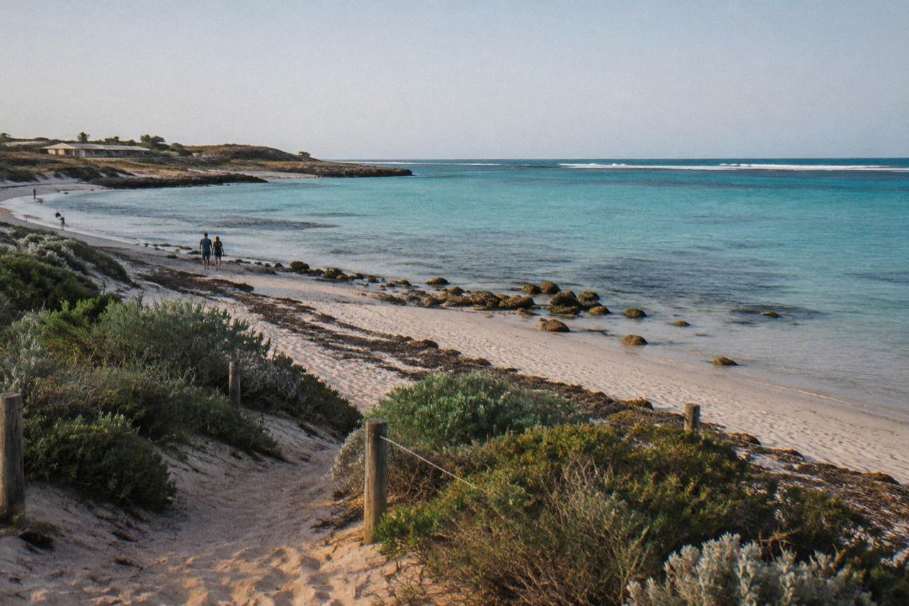 Coral Bay shoreline with turquoise shallow water over Ningaloo Reef